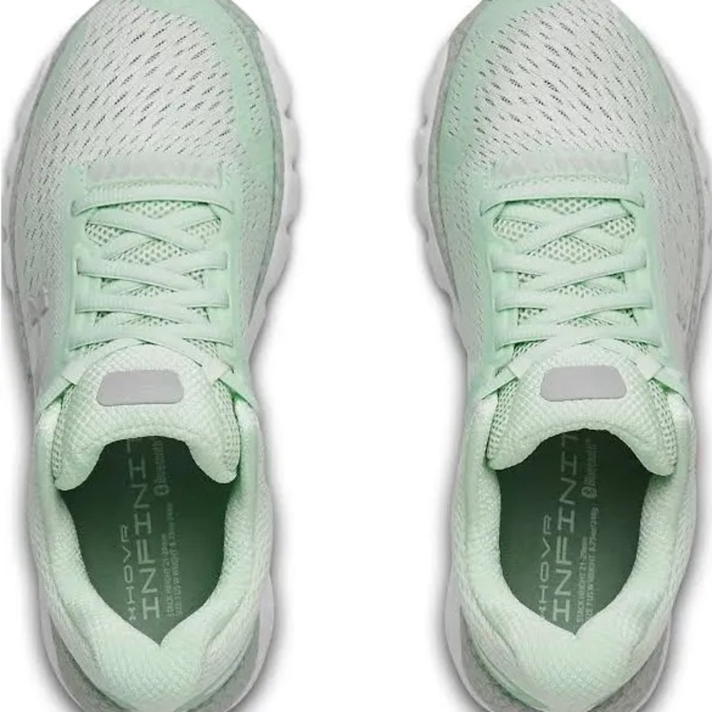 Under Armour HOVR Infinite 2 Running Sneaker-Seaglass w/ digital connection